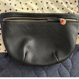 Clare v grande Fanny bag